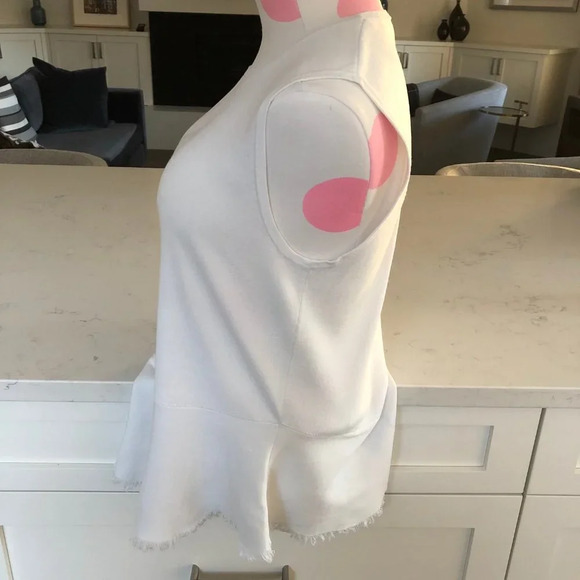 Theory Briselle Prosecco Sleeveless Crew Neck Asymetrical Knit Top White Sz M - Picture 8 of 12